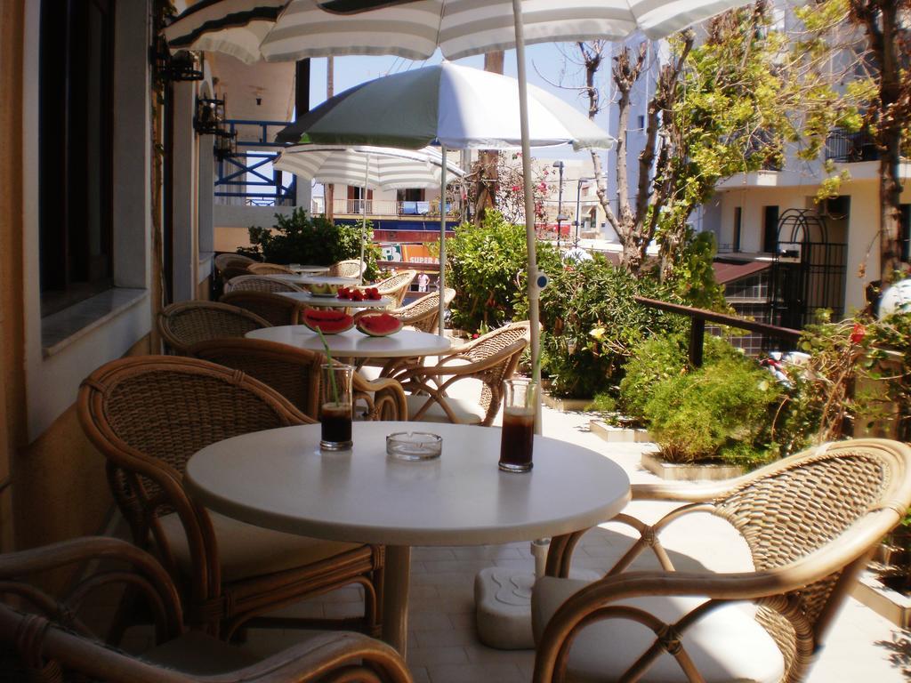 Floral Hotel Hersonissos  Exterior photo